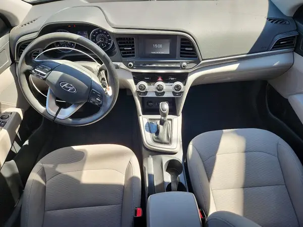 5NPD74LF5KH456585 2019 HYUNDAI ELANTRA - Image 8
