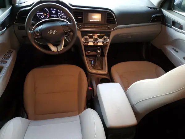 5NPD74LF5KH457588 2019 HYUNDAI ELANTRA - Image 8