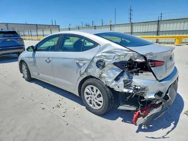 5NPD74LF5KH462340 2019 HYUNDAI ELANTRA - Image 2