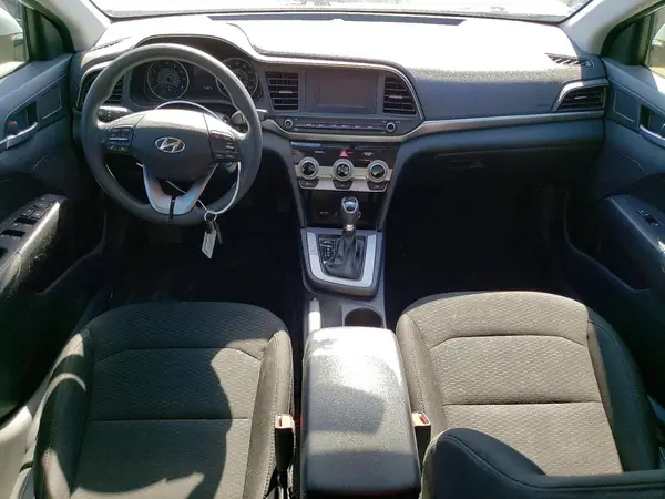 5NPD74LF5KH462502 2019 HYUNDAI ELANTRA - Image 8