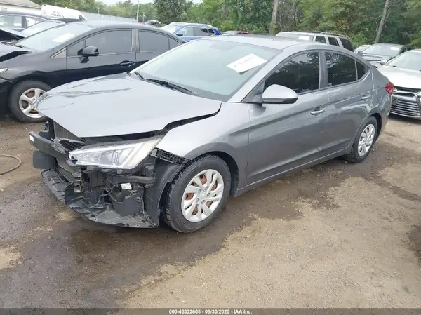 5NPD74LF5KH463861 2019 HYUNDAI ELANTRA - Image 2