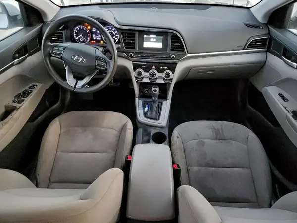 5NPD74LF5KH471135 2019 HYUNDAI ELANTRA - Image 8