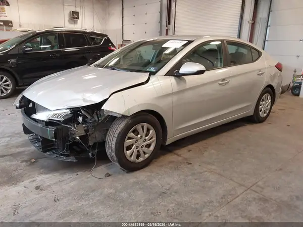 5NPD74LF5KH474505 2019 HYUNDAI ELANTRA - Image 2