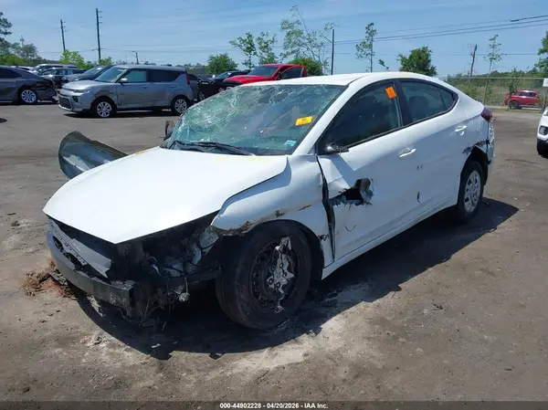 5NPD74LF5KH475010 2019 HYUNDAI ELANTRA - Image 2
