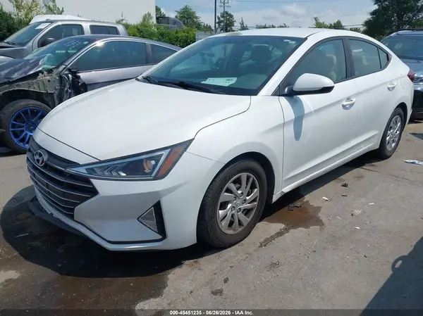 5NPD74LF5KH482006 2019 HYUNDAI ELANTRA - Image 2