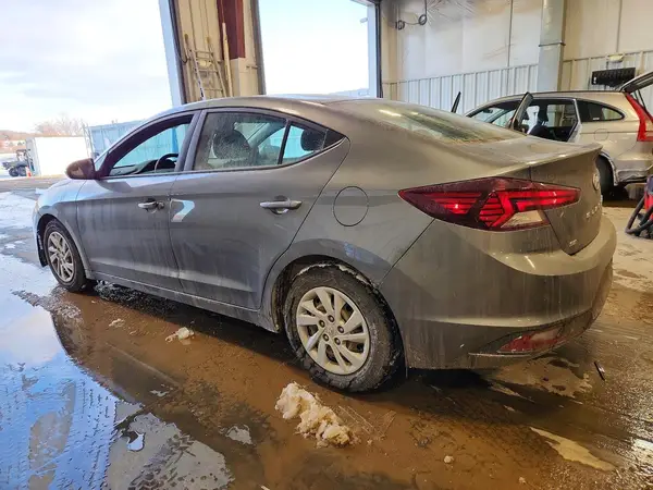 5NPD74LF5KH483155 2019 HYUNDAI ELANTRA - Image 2