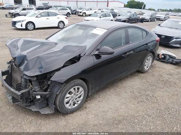 5NPD74LF5KH484452 2019 HYUNDAI ELANTRA - Image 2