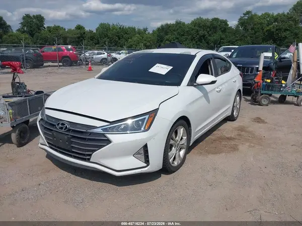 5NPD74LF5KH487982 2019 HYUNDAI ELANTRA - Image 2
