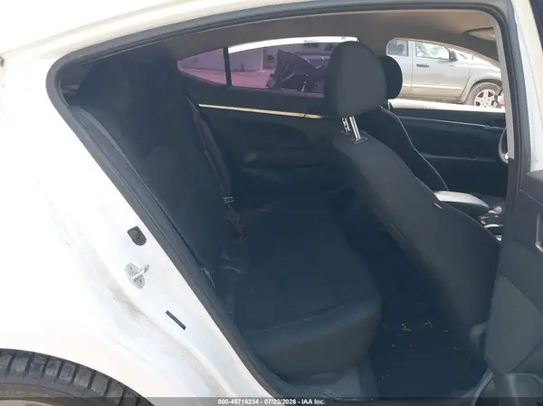 5NPD74LF5KH487982 2019 HYUNDAI ELANTRA - Image 8