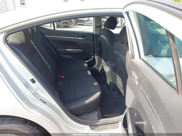 5NPD74LF5KH489389 2019 HYUNDAI ELANTRA - Image 8