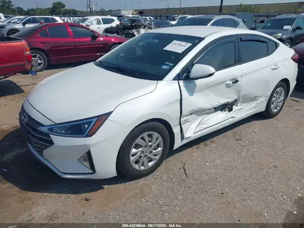 5NPD74LF5KH492521 2019 HYUNDAI ELANTRA - Image 2