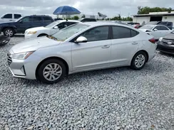 5NPD74LF5KH493863 2019 HYUNDAI ELANTRA