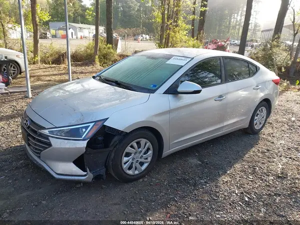 5NPD74LF5KH494785 2019 HYUNDAI ELANTRA - Image 2