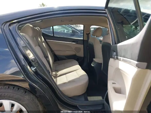 5NPD74LF5KH495094 2019 HYUNDAI ELANTRA - Image 8