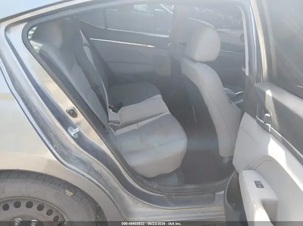 5NPD74LF5KH495144 2019 HYUNDAI ELANTRA - Image 8