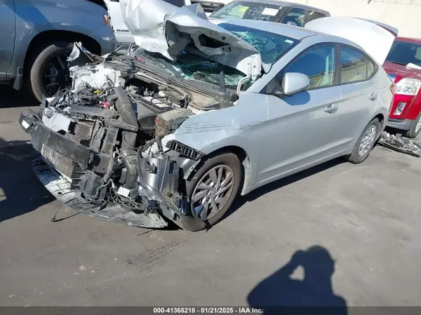 5NPD74LF5KH495368 2019 HYUNDAI ELANTRA - Image 2