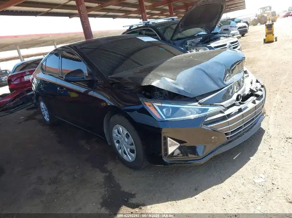 5NPD74LF5KH495483 2019 HYUNDAI ELANTRA - Image 1