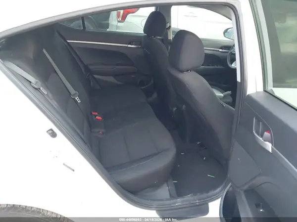 5NPD74LF5KH496424 2019 HYUNDAI ELANTRA - Image 3