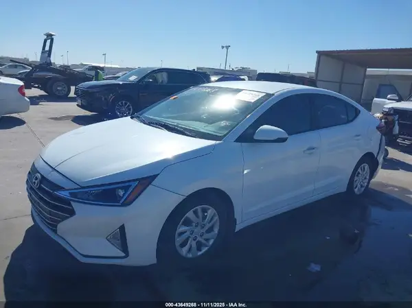 5NPD74LF5KH497136 2019 HYUNDAI ELANTRA - Image 2