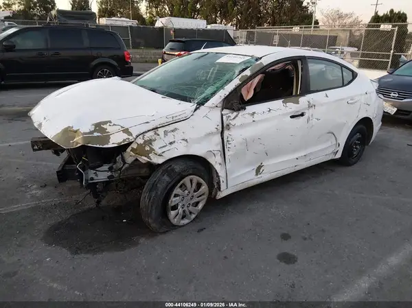 5NPD74LF5LH499051 2020 HYUNDAI ELANTRA - Image 2