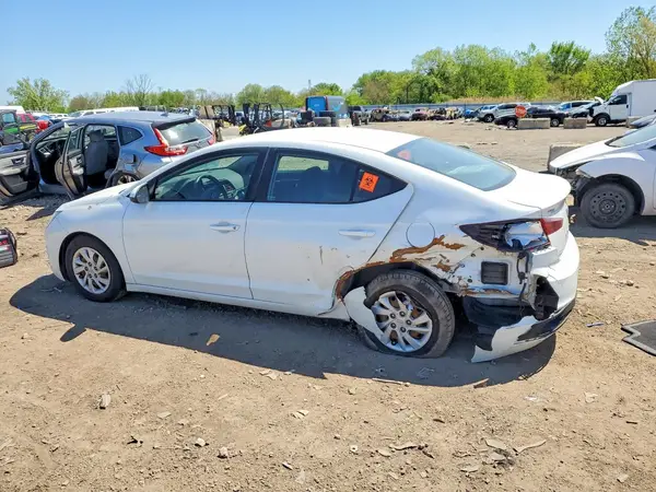 5NPD74LF5LH504555 2020 HYUNDAI ELANTRA - Image 2