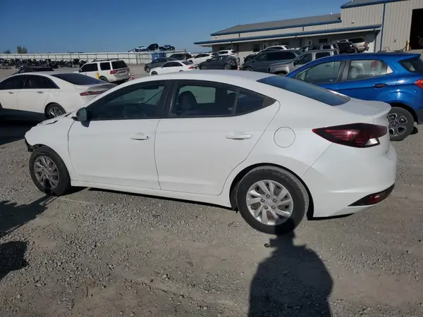 5NPD74LF5LH543565 2020 HYUNDAI ELANTRA - Image 2