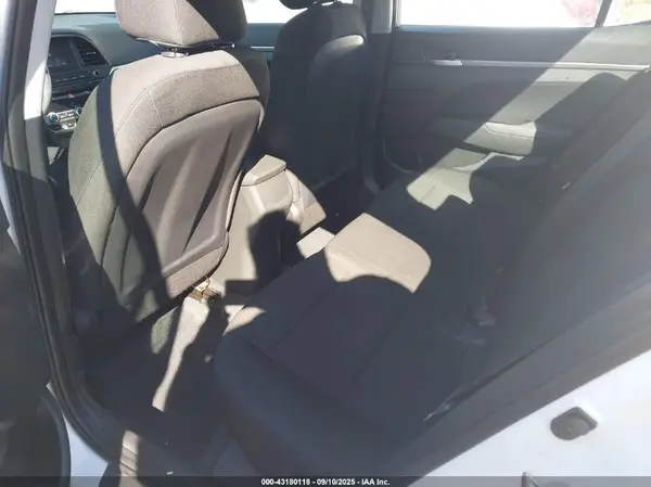 5NPD74LF5LH581586 2020 HYUNDAI ELANTRA - Image 8