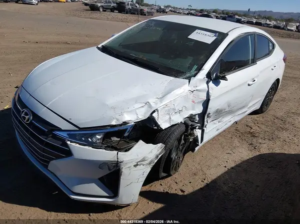 5NPD74LF5LH590479 2020 HYUNDAI ELANTRA - Image 2