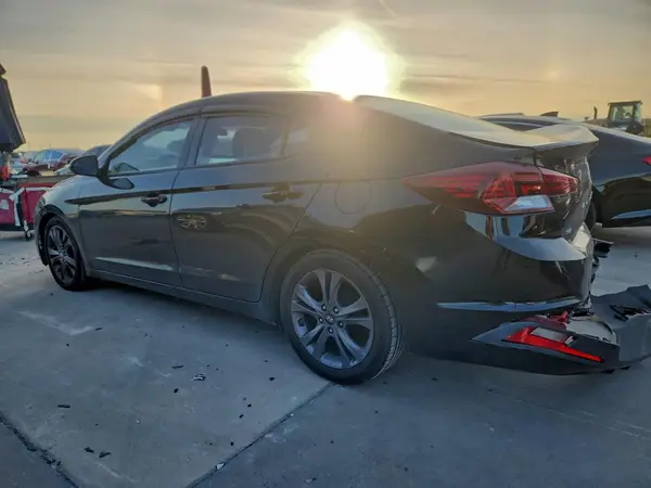 5NPD74LF5LH591938 2020 HYUNDAI ELANTRA - Image 2
