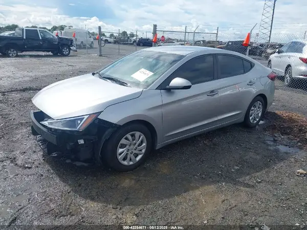 5NPD74LF5LH596749 2020 HYUNDAI ELANTRA - Image 2