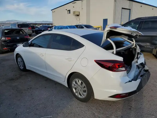 5NPD74LF5LH615588 2020 HYUNDAI ELANTRA - Image 2