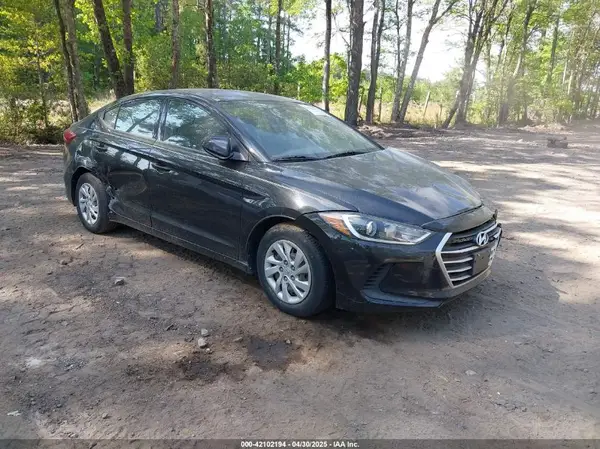 5NPD74LF6HH050596 2017 HYUNDAI ELANTRA - Image 1