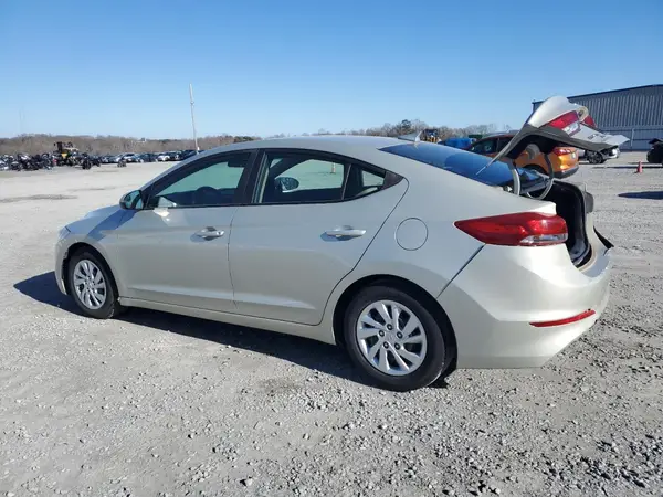 5NPD74LF6HH068130 2017 HYUNDAI ELANTRA - Image 2