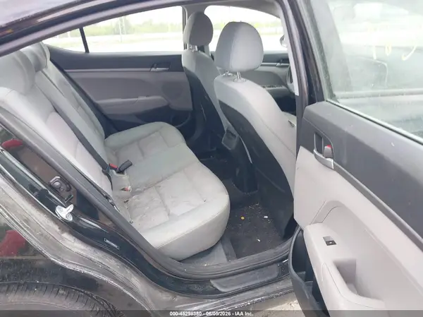 5NPD74LF6HH068323 2017 HYUNDAI ELANTRA - Image 8