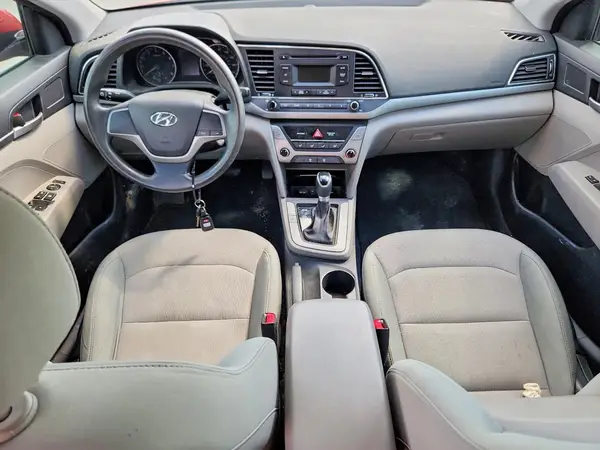 5NPD74LF6HH075675 2017 HYUNDAI ELANTRA - Image 8