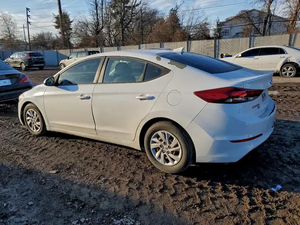 5NPD74LF6HH078575 2017 HYUNDAI ELANTRA - Image 2