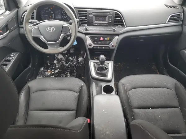 5NPD74LF6HH081184 2017 HYUNDAI ELANTRA - Image 8