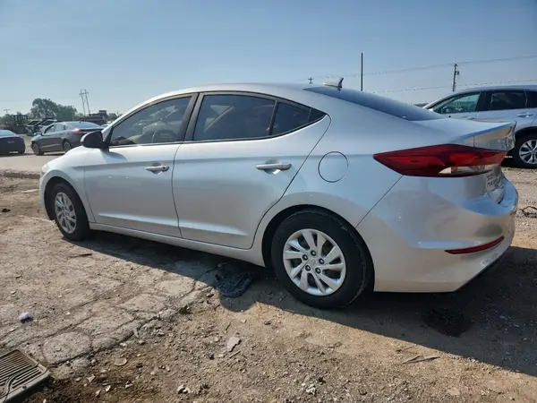 5NPD74LF6HH084800 2017 HYUNDAI ELANTRA - Image 2