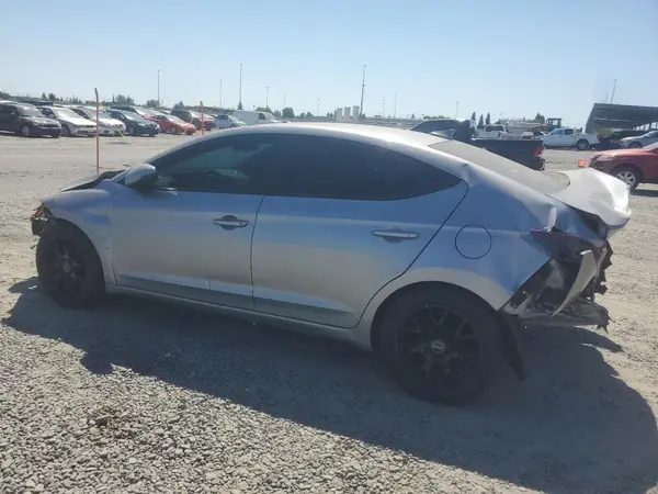 5NPD74LF6HH085039 2017 HYUNDAI ELANTRA - Image 2