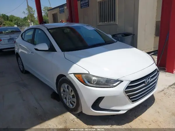 5NPD74LF6HH085347 2017 HYUNDAI ELANTRA - Image 1