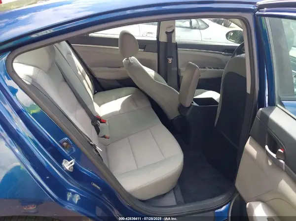 5NPD74LF6HH091665 2017 HYUNDAI ELANTRA - Image 8
