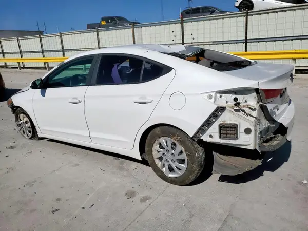 5NPD74LF6HH103166 2017 HYUNDAI ELANTRA - Image 2