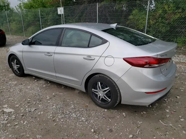 5NPD74LF6HH104303 2017 HYUNDAI ELANTRA - Image 2