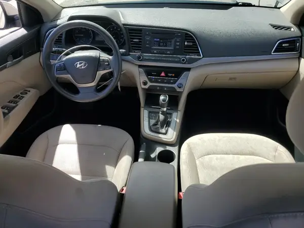 5NPD74LF6HH104950 2017 HYUNDAI ELANTRA - Image 8