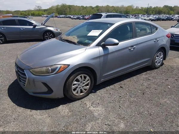5NPD74LF6HH112725 2017 HYUNDAI ELANTRA - Image 2