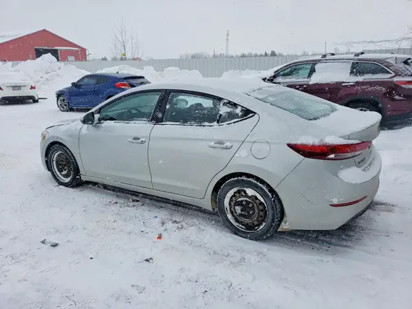 5NPD74LF6HH135874 2017 HYUNDAI ELANTRA - Image 2