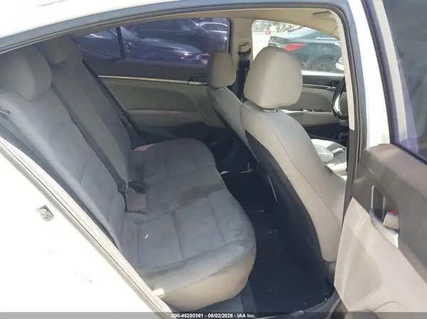 5NPD74LF6HH137835 2017 HYUNDAI ELANTRA - Image 8