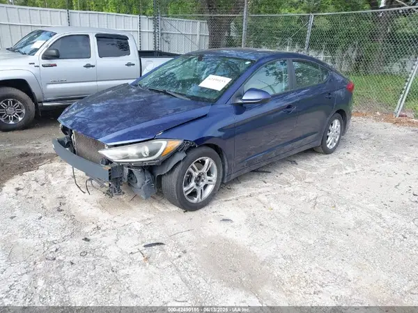 5NPD74LF6HH141948 2017 HYUNDAI ELANTRA - Image 2