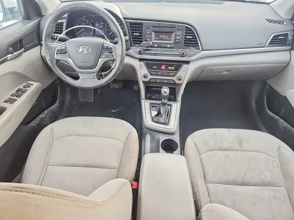 5NPD74LF6HH148981 2017 HYUNDAI ELANTRA - Image 8