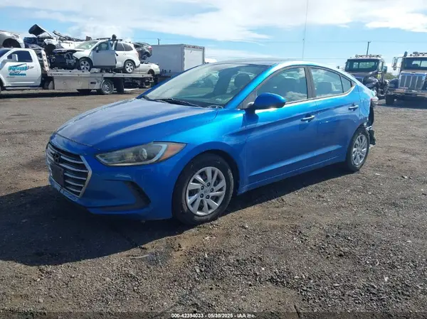 5NPD74LF6HH153338 2017 HYUNDAI ELANTRA - Image 2
